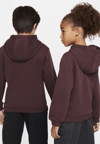 Nike Sportswear CLUB UNISEX - Mikina s kapucňou - burgundy crush white