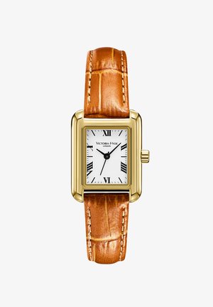 Rektangulært ur med et guldtonet urkasse, hvid skive, sorte romertal og et brunt læderrem med krokodillestruktur.