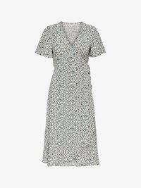 Valimata, cloud dancer