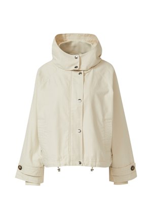 Cremefarbene Kapuzenjacke mit Druckknöpfen, verstellbaren Bündchen, Seitentaschen und Kordelzugsaum, dargestellt vor einem weißen Hintergrund.