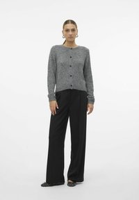 Vero Moda VMNOVAH LS O-NECK BUTTON NOOS  - Vest - dark grey melange