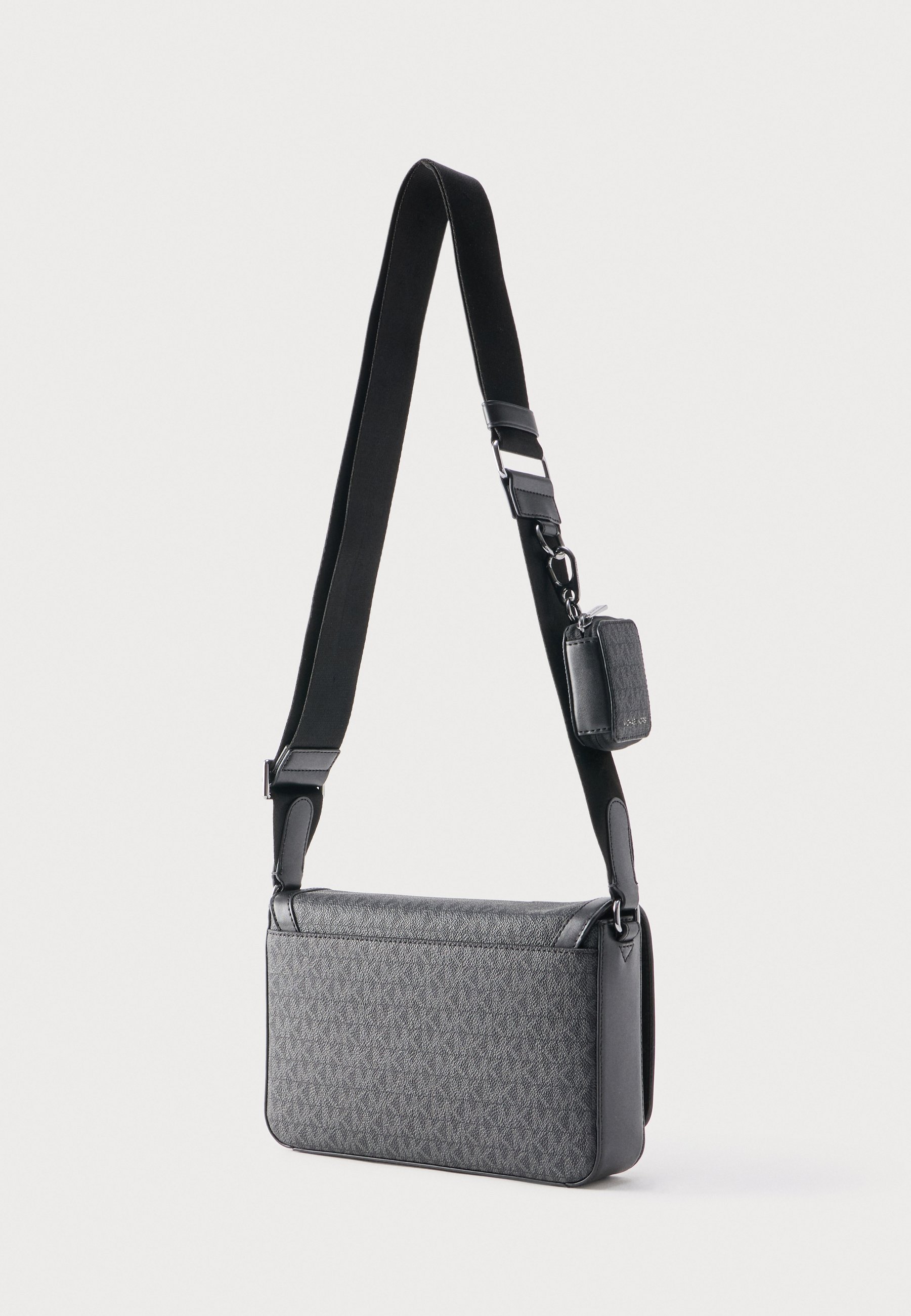 Michael Kors MINI FLAP UNISEX - Skulderveske - black/svart