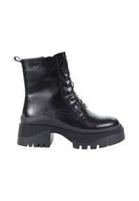 Czarne skórzane botki za kostkę z masywną ząbkowaną podeszwą, sznurowanym przodem i pętelką z tyłu. Gładka faktura z wypolerowanym wykończeniem.