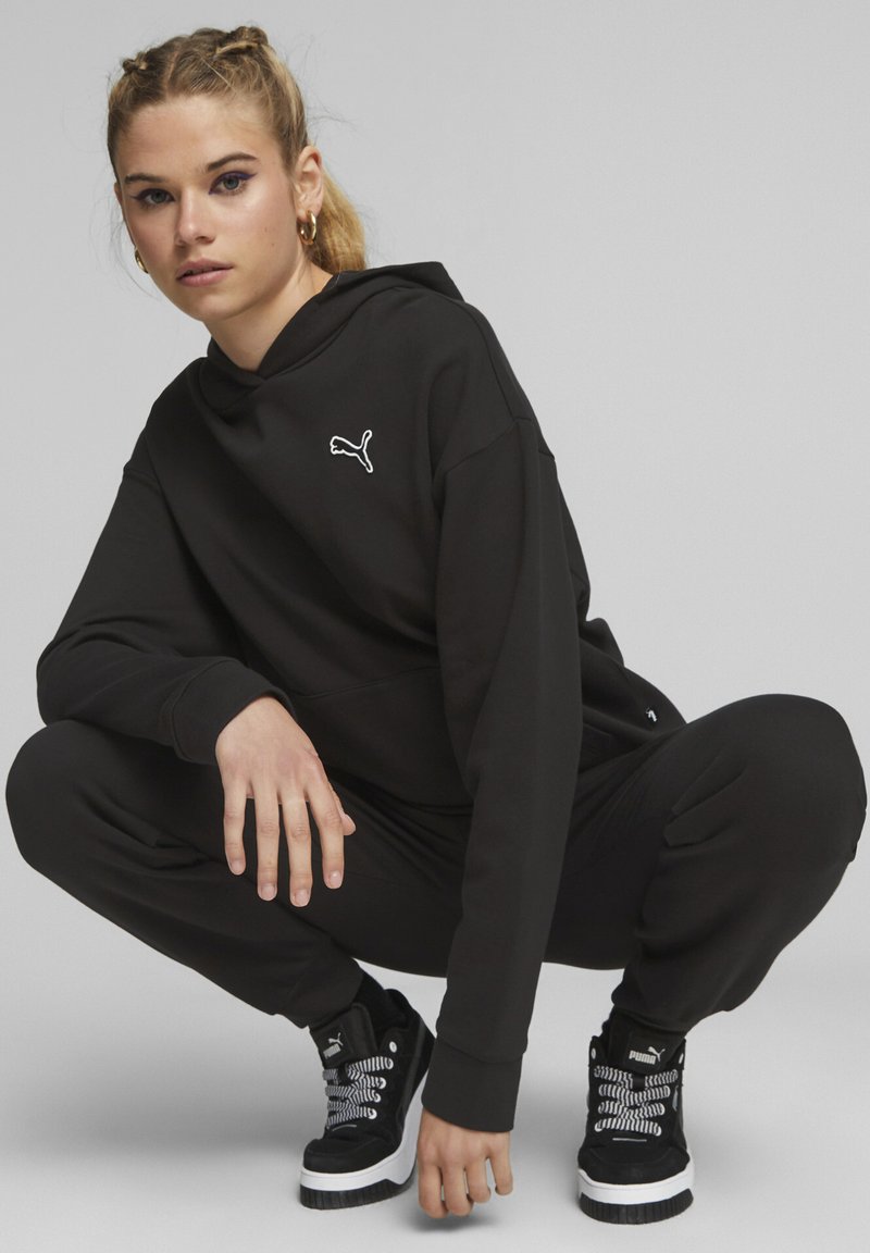 Puma - BETTER ESSENTIALS - Hoodie - black, Enlarge