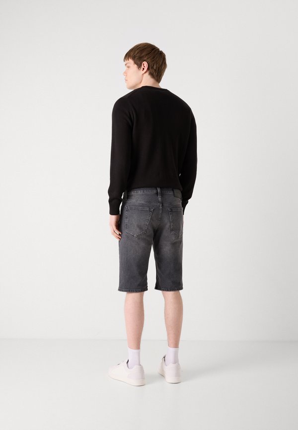 SLIM - Denim shorts2