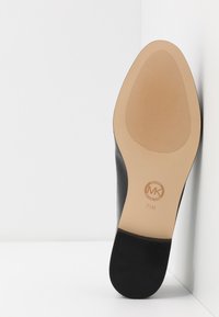 MICHAEL Michael Kors Scarpe senza lacci - black