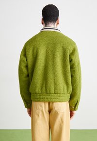 Obey Clothing SAUNDERS BLOUSON JACKET - Μπουφάν τύπου bomber - moss green