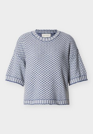 Pull court à manches courtes bleu et blanc en tricot avec motif géométrique texturé et encolure, poignets et ourlet côtelés.