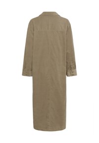 Lungo vestito verde oliva con colletto, polsini con bottoni e silhouette dritta. Realizzato in tessuto a trama, privo di motivi visibili.