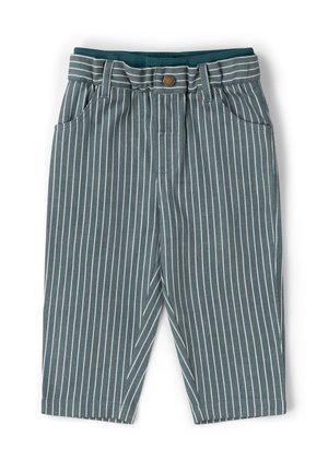 Blaue Kleinkinderhose mit weißen vertikalen Streifen, elastischem Bund, Knopfverschluss, Gürtelschlaufen und Vordertaschen.