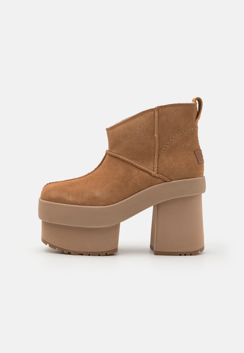 UGG Bottines à talons hauts - cognac