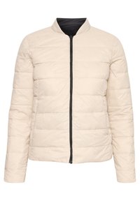 Lys beige puffjakke med sort lynlås, stående krave og quiltet design. Har to sidelommer og en glat stofstruktur.