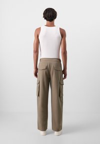 Don't Waste Culture ITO UNISEX - Παντελόνι cargo - green