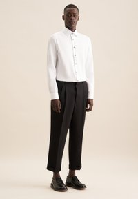 Seidensticker BUSINESS SHAPED - Overhemd - white