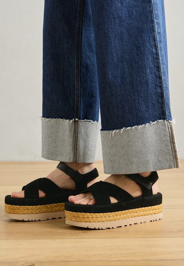 AUBREY - Platform sandals2