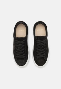 Nubikk VINCE TORA - Sportcipő - black