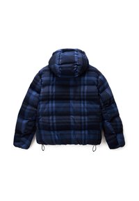Niebiesko-czarna pikowana kurtka w kratę z kapturem, długimi rękawami i regulowanymi ściągaczami w dole, widoczna od tyłu.