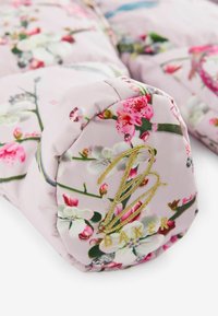 Baker by Ted Baker FLORAL PRINT SHOWER RESISTANT  - Ziemas kombinezons - lilac purple