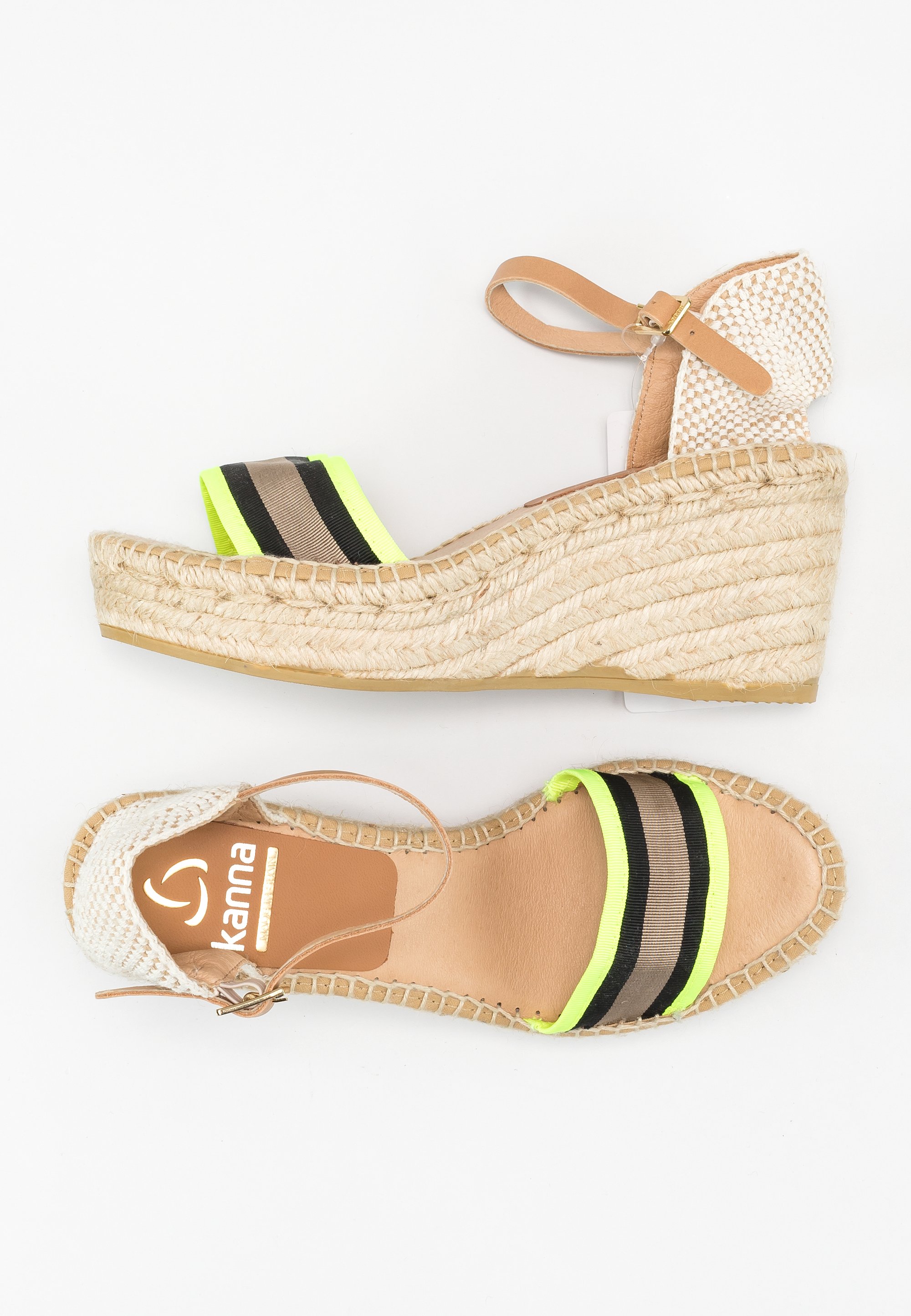 Kalinga Ashok Witte Sleehak Sandalen Wedge Kanna Sleehak Kanna