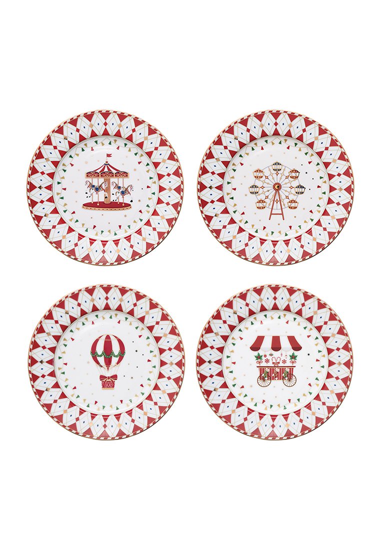 Piatti in ceramica, base bianca con bordi a motivo a rombi rossi. Ognuno presenta illustrazioni distintive: carosello, ruota panoramica, mongolfiera, carrello di cibo.