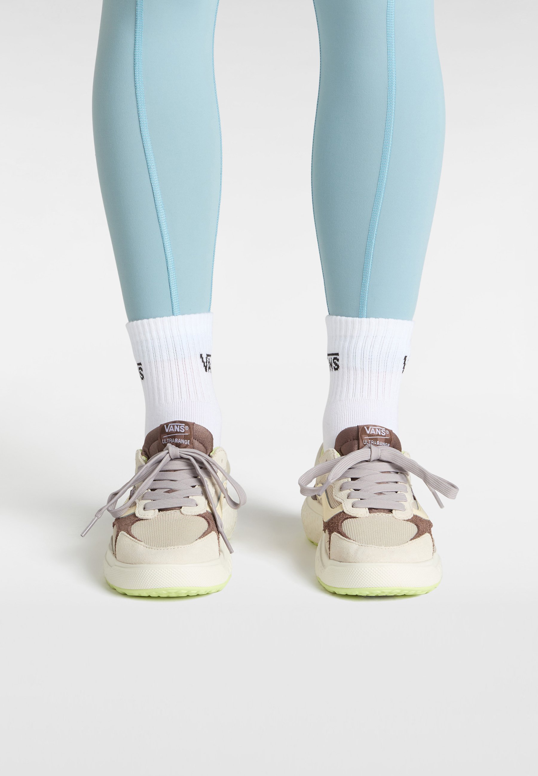 Vans MTE ULTRARANGE NEO VR3 Trainers natural multi/white