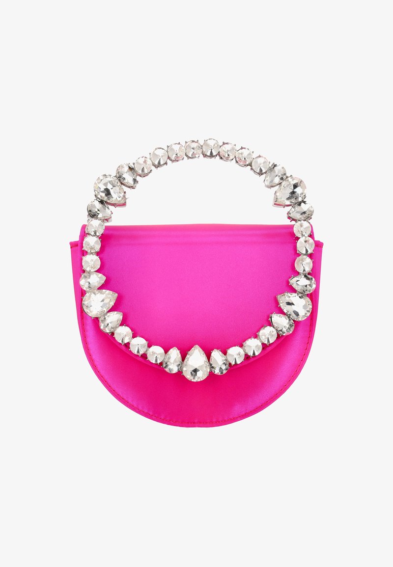 Fuchsiafarbene Satin-Handtasche mit geschwungener Form, versehen mit einem verzierenden Griff, der klare und birnenförmige Strasssteine trägt.