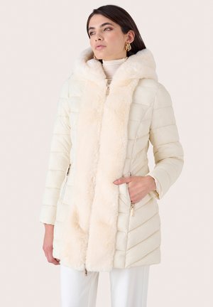 Camomilla Italia Manteau d'hiver - white