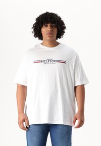 Tommy Hilfiger CHEST STRIPE TEE - T-Shirt print - white