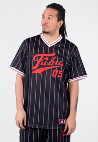 FUBU - VARSITY PINSTRIPED - T-shirt con stampa - black/red/white Immagine in miniatura 1