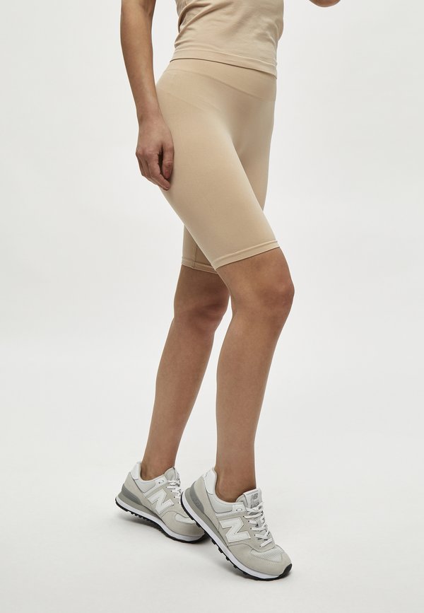 MIRA  - Shorts - nude