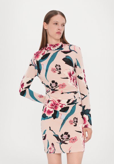 Diane von Furstenberg AMY DRESS - Vapaa-ajan mekko - light pink