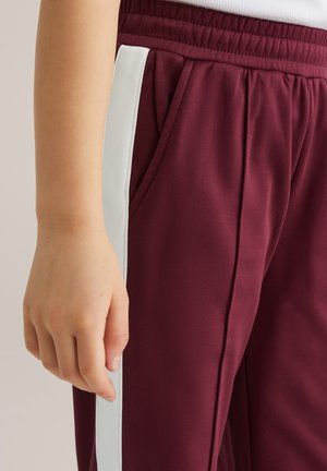 WE Fashion Pantaloni de trening - vintage red