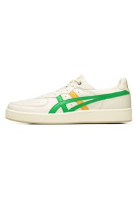 Unselected, cream cilantro