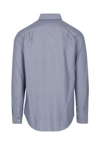 Lichtblauw lange mouw shirt met een standaardkraag, voorzien van een gladde textuur, zijplooien en knoopmanchetten. Achteraanzicht getoond.