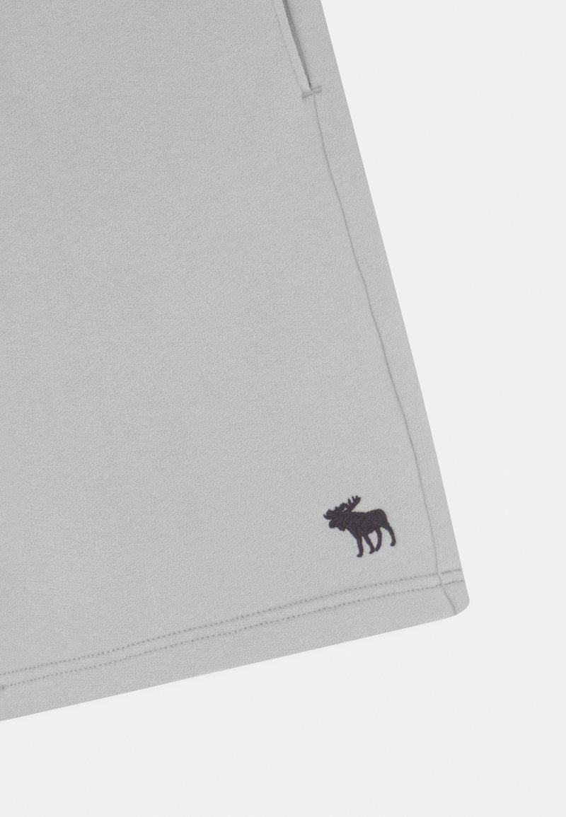 Kinder Stoffhosen | Abercrombie & Fitch MAR ESSENTIALS AT THE KNEE Shorts grey/grau - TF65218 Kinder Stoffhosen | Abercrombie & Fitch MAR ESSENTIALS AT THE KNEE Shorts grey/grau - TF65218