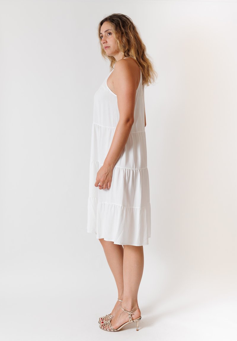 KONTATTO Vestito casual bianco