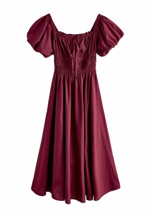 Bordeaux midi-jurk met pofmouwen, smock-borst en strikdetail aan de voorkant. Gemaakt van lichte stof met een gladde textuur.