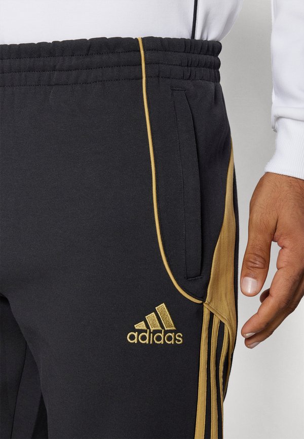 LOS ANGELES FC URBAN PURIST TRAVEL - Club wear2