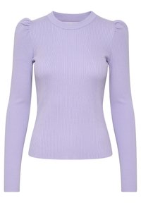 Top de manga larga deColor lavanda, con cuello redondo y detalle de hombros fruncidos, que presenta una silueta ajustada y una tela texturizada.