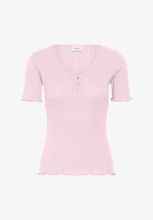 Haut court à manches courtes rose pâle avec broderie florale fine, trois boutons au col et bords festonnés aux manches et à l'ourlet.