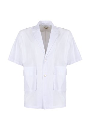Blazer bianco a maniche corte con colletto a revers, due tasche con patta frontali e due bottoni al centro.