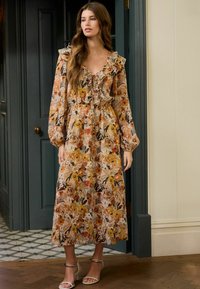 Next REGULAR FIT  - Robe de jour - rust brown floral print