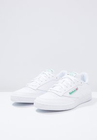 Reebok Classic Trainers - white