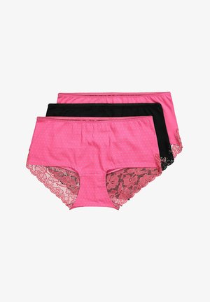 Kolme paria naisten hipster-alushousuja: yksi kuuma pinkki valkoisilla pilkuilla, yksi yksivärinen musta ja yksi yksivärinen pinkki, jossa on pitsireunus lahkeiden aukkojen kohdalla.