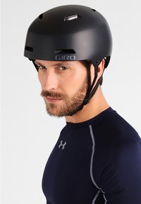 Giro - QUARTER UNISEX - Helmet - matte black Thumbnail Image 1