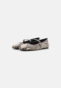 Steve Madden EZRI - Balerini cu barete - light beige