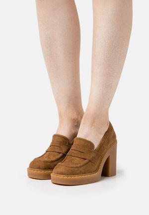 Pumps - rodeo