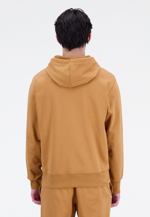ESSENTIALS STACKED LOGO HOODIE - Hoodie - tobacco2
