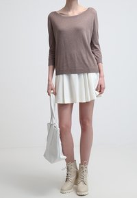 United Colors of Benetton Svetr - taupe