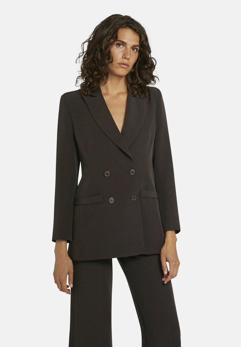 Zwart dubbelbreasted blazer met lange mouwen, revers met inkeping en twee voorzakken, gemaakt van een gladde stof met een getailleerde pasvorm.